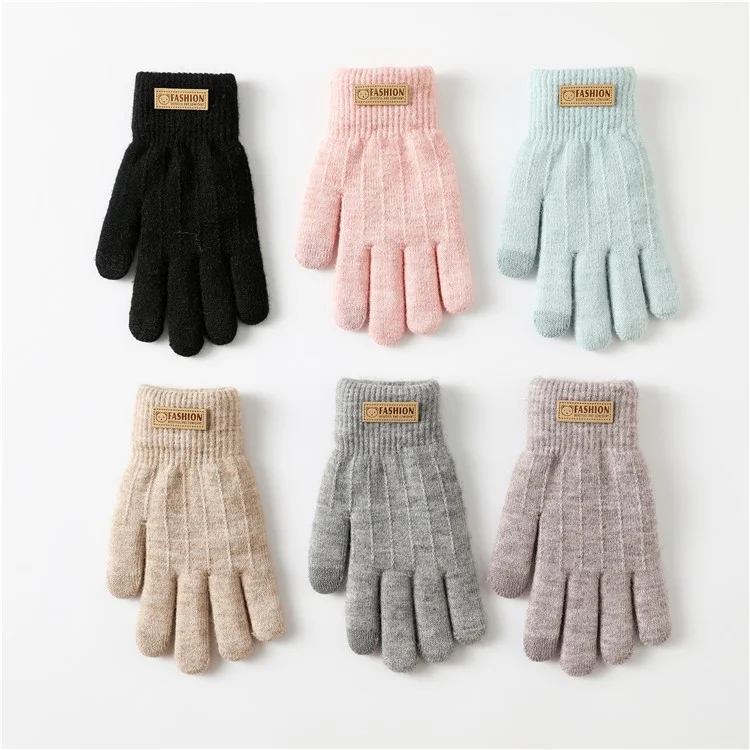 1 Pair Women Winter Cycling Dual Layer Knitted Warm Gloves Touch Screen Full Finger Gloves with Bear Badge Decor - Light Purple