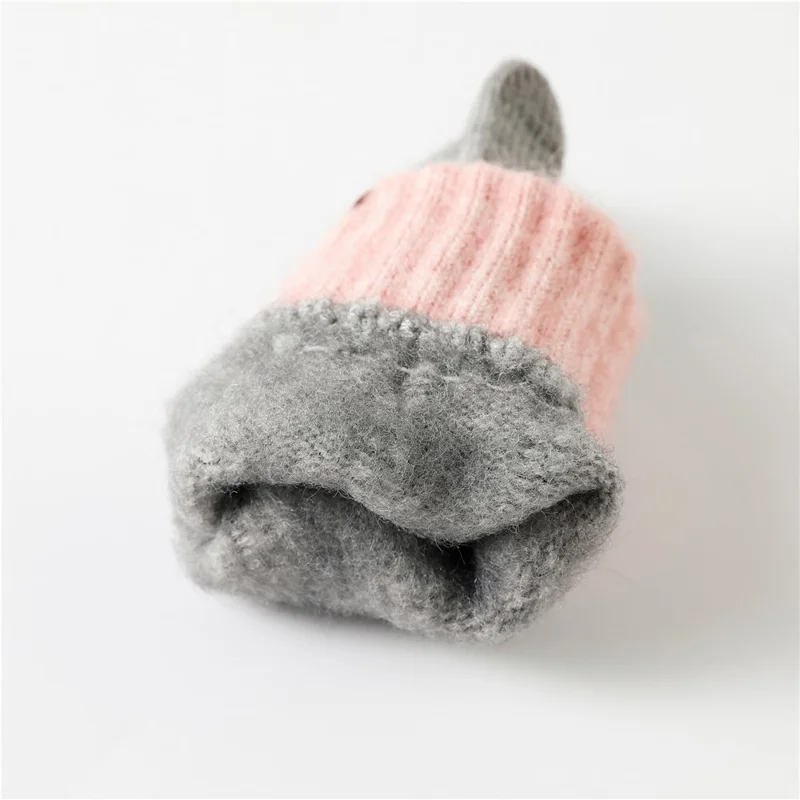 1 Pair Women Winter Cycling Knitted Thicken Warm Gloves Touch Screen Full Finger Gloves with Tree Decor - Grey
