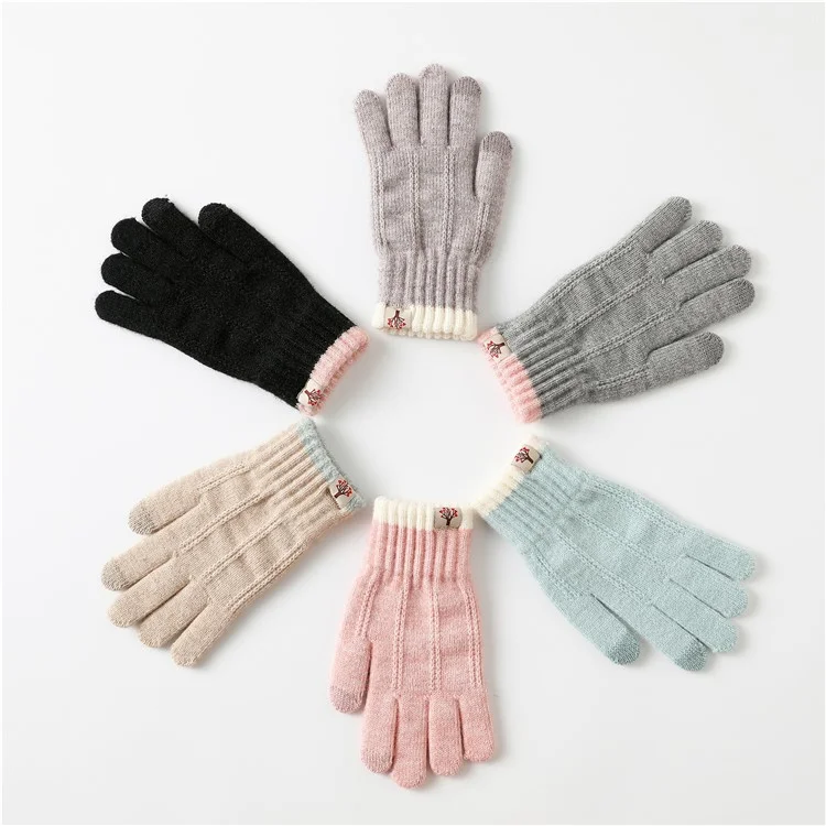 1 Pair Women Winter Cycling Knitted Thicken Warm Gloves Touch Screen Full Finger Gloves with Tree Decor - Black