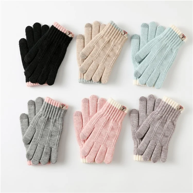 1 Pair Women Winter Cycling Knitted Thicken Warm Gloves Touch Screen Full Finger Gloves with Tree Decor - Black