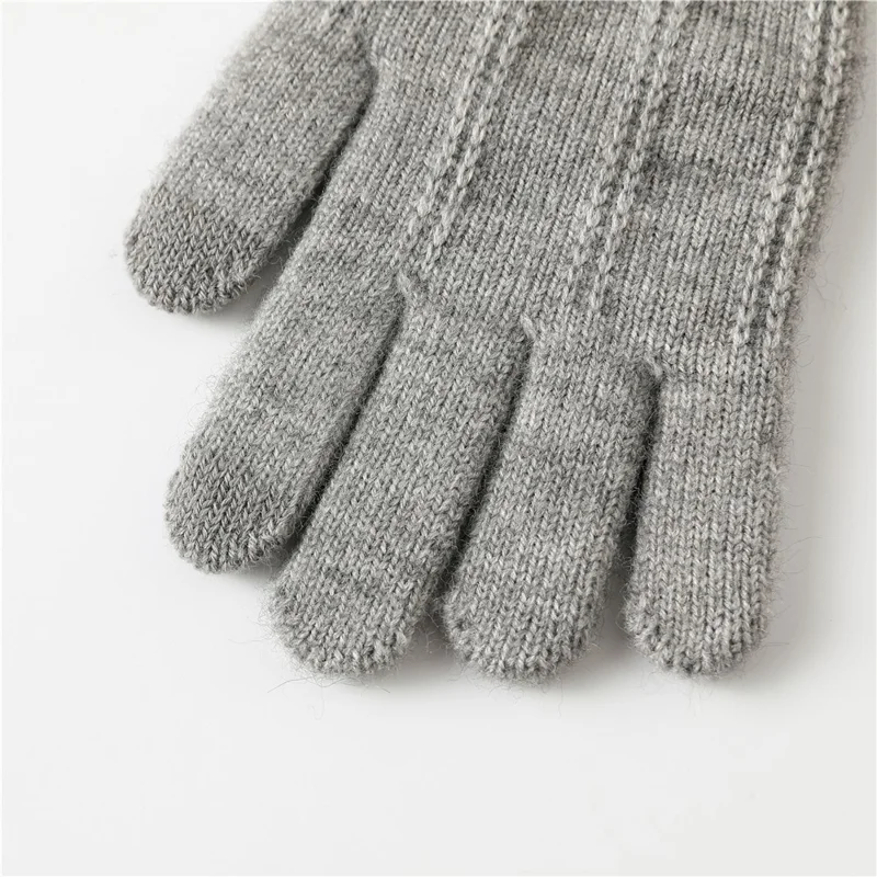 1 Pair Women Winter Cycling Knitted Thicken Warm Gloves Touch Screen Full Finger Gloves with Tree Decor - Khaki