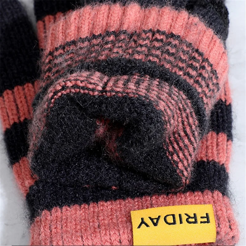 A9905 Men Striped Winter Outdoor Warm Gloves Touch Screen Full Finger Knitted Mittens - Dark Grey