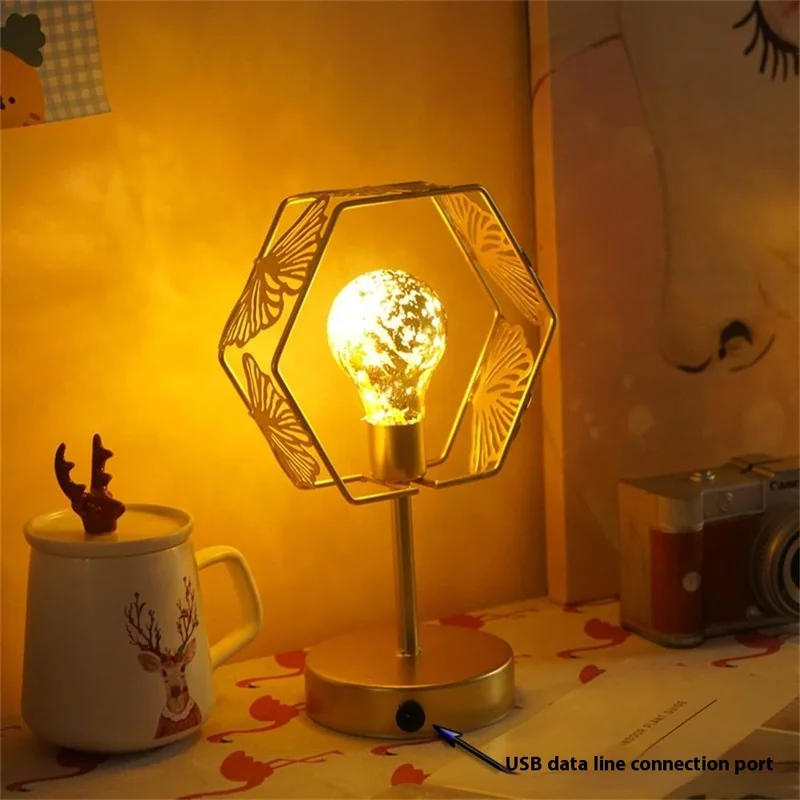 LED Iron Art Shape Lamp White Light Retro Decorative Ornament Night Light for Home Bedside - Star