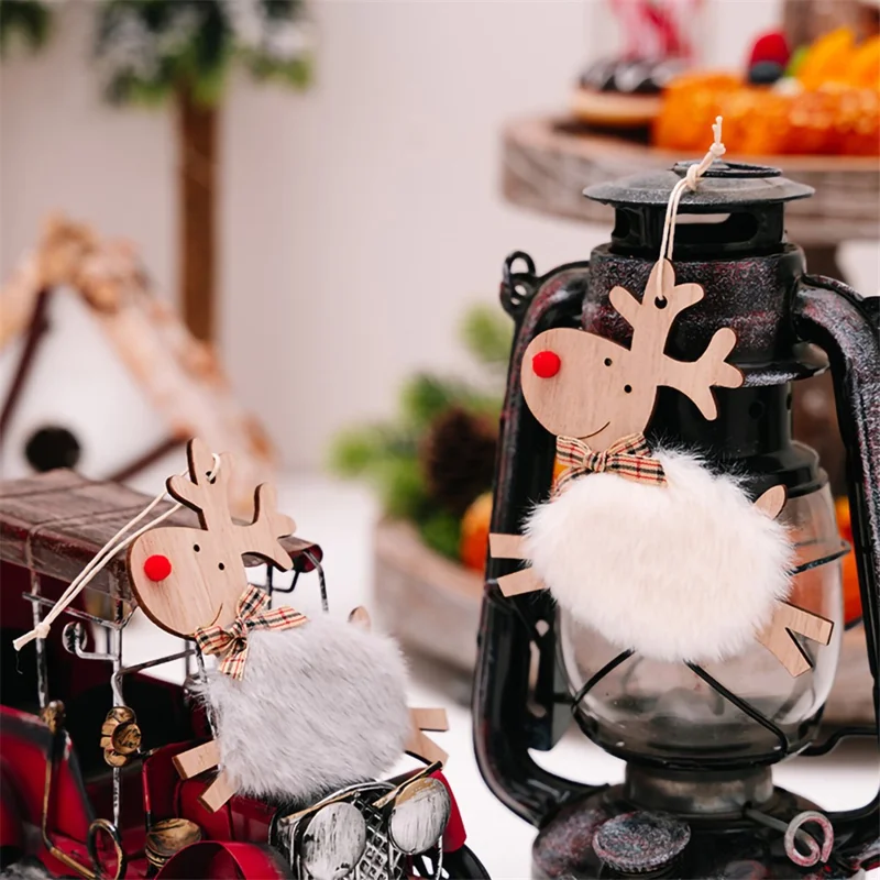 Christmas Elk Hanging Ornament Gifts Wooden Reindeer Plush Pendants Christmas Tree Decor - White
