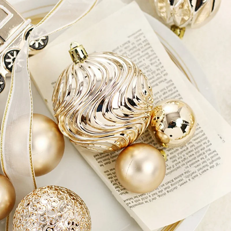 65Pcs / Set Christmas Tree Ornaments Painted Ball Set Decorative Hanging Baubles for Holiday Gift - Black+Gold