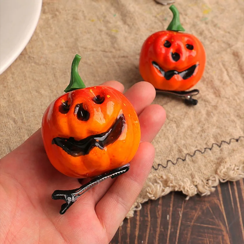 Halloween Kürbis Haarspangen für Kinder Party Zubehör Süße Smiley Gesicht Dekorative Haarnadeln - Links