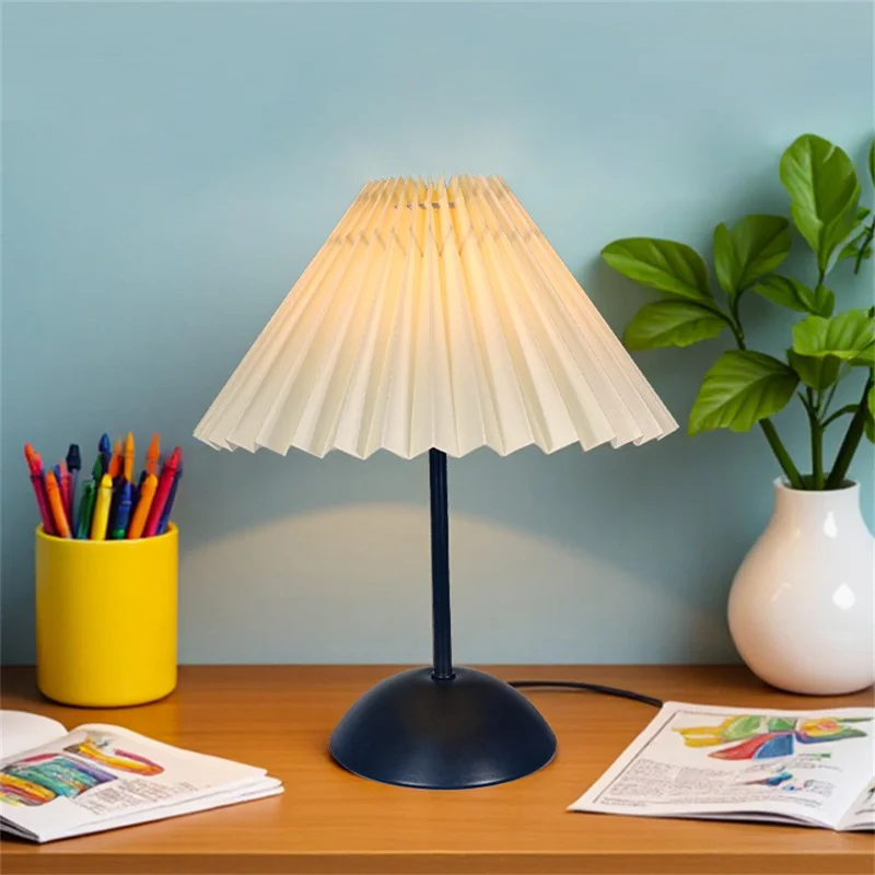 Pleated Table Lamp with 3 Color Modes + Stepless Dimming Metal Base Bedside Light USB Powered Night Light for Bedroom - Beige