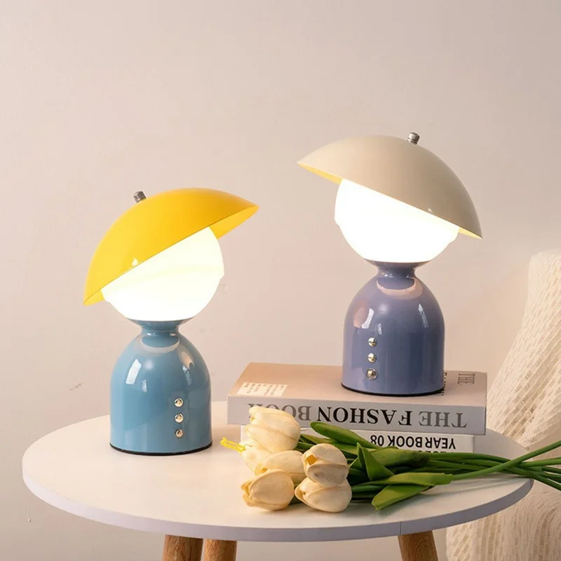 Creative Decorative Bedside Light with Lampshade / Touch Control / 3 Color Dimming Modern Table Lamp - Yellow