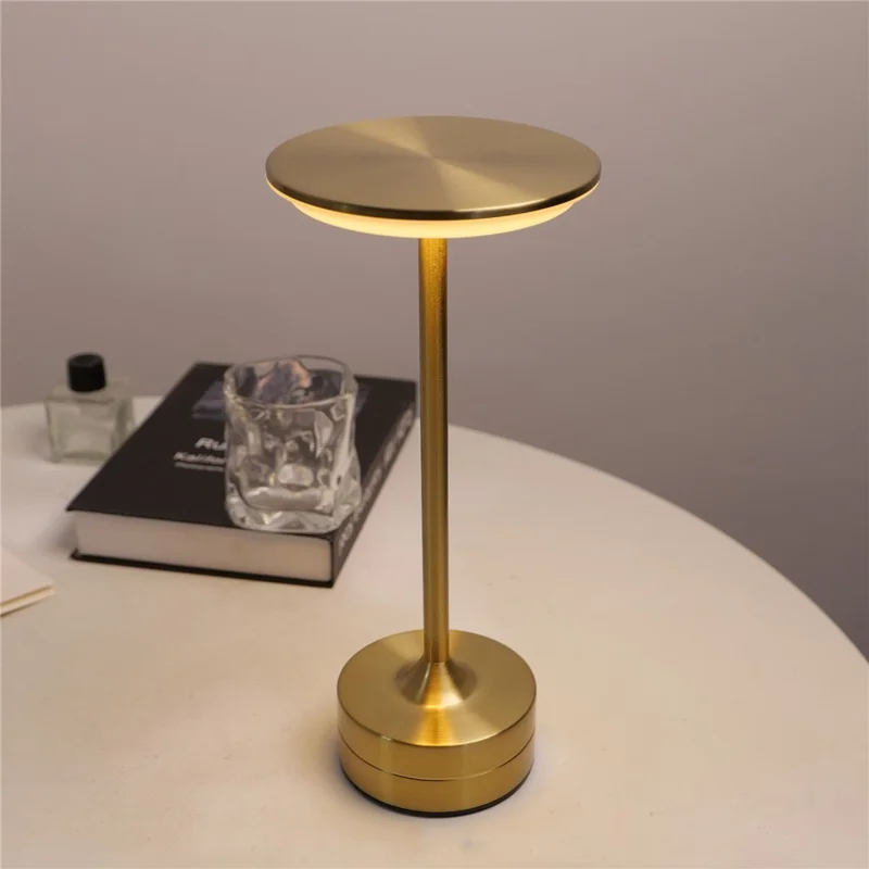 LED Tafellamp in Vliegende Schotelstijl met Aanraaksensor, Oplaadbare Nachtlamp met USB voor Restaurant Hotel Bar - Goud