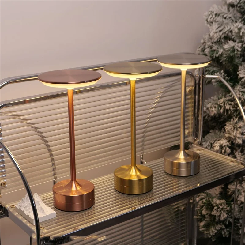 LED Tafellamp in Vliegende Schotelstijl met Aanraaksensor, Oplaadbare Nachtlamp met USB voor Restaurant Hotel Bar - Goud