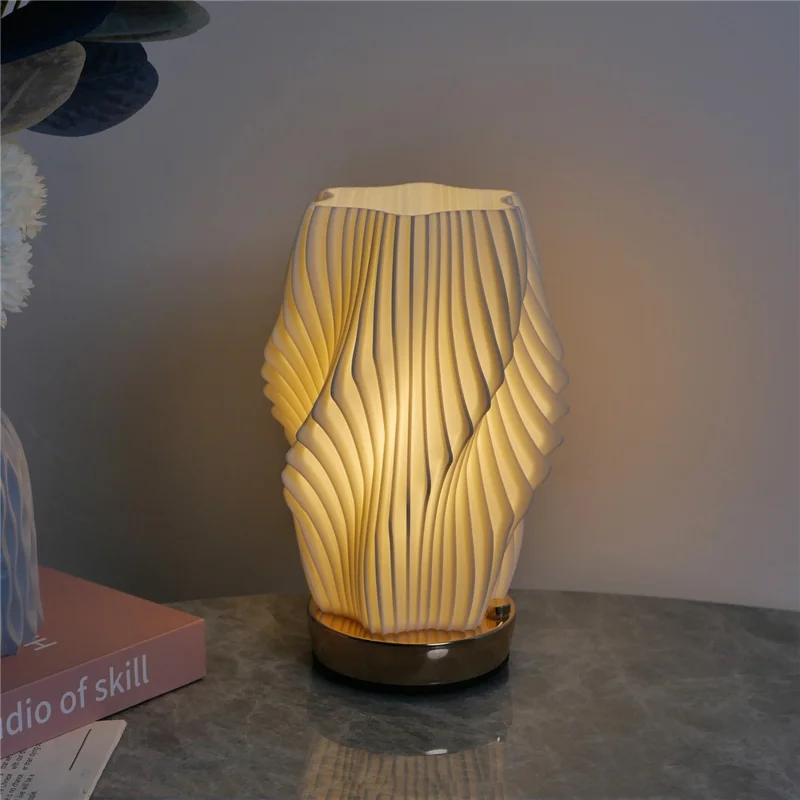 Cubic Ripple 3D Desk Lamp USB Rechargeable Dimmable LED Night Light for Bar Coffee Shop - White