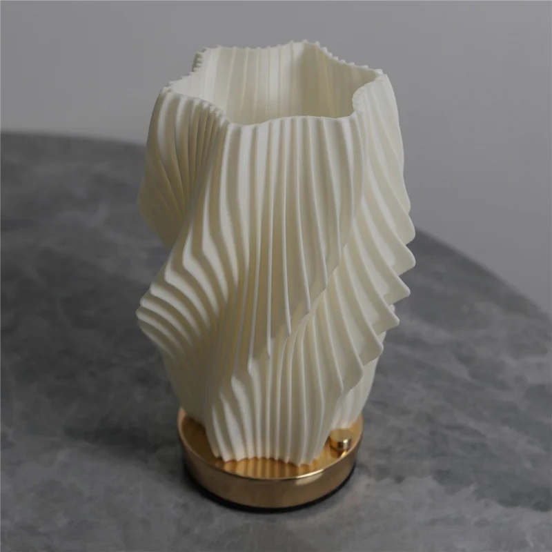 Cubic Ripple 3D Desk Lamp USB Rechargeable Dimmable LED Night Light for Bar Coffee Shop - White