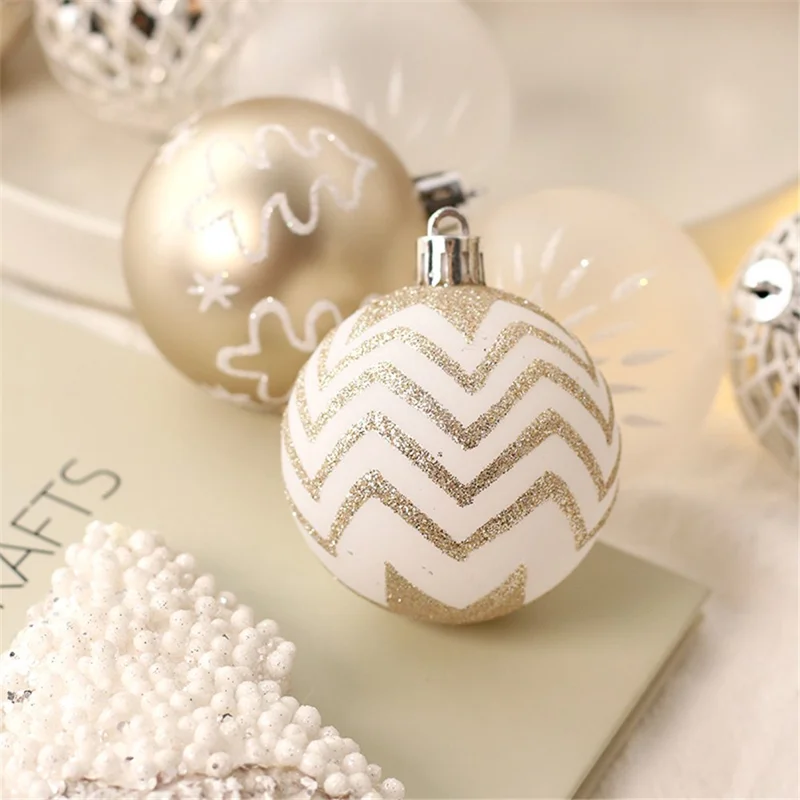 16Pcs / Set Winter Christmas Ball Ornaments Xmas Tree Plastic Hanging Decorations - Champagne Gold+White