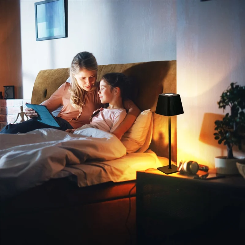 ML-G06 Eye Protection Desk Light Stepless Dimmable Table Lamp, 4000mAh Battery - Black