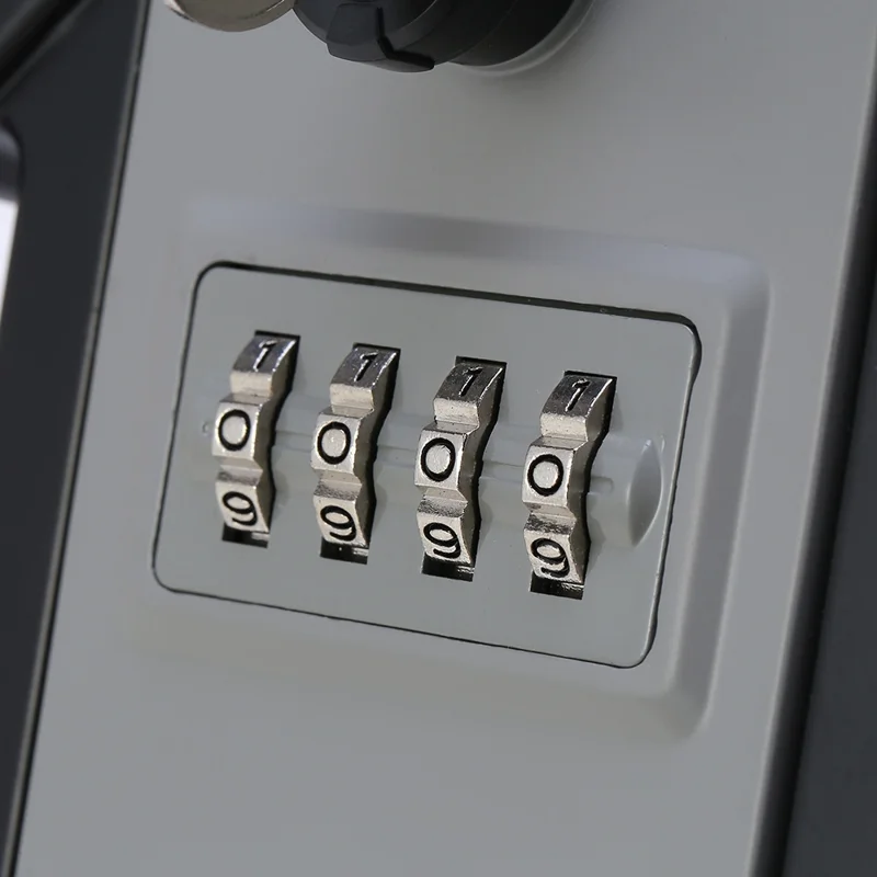6404000390A