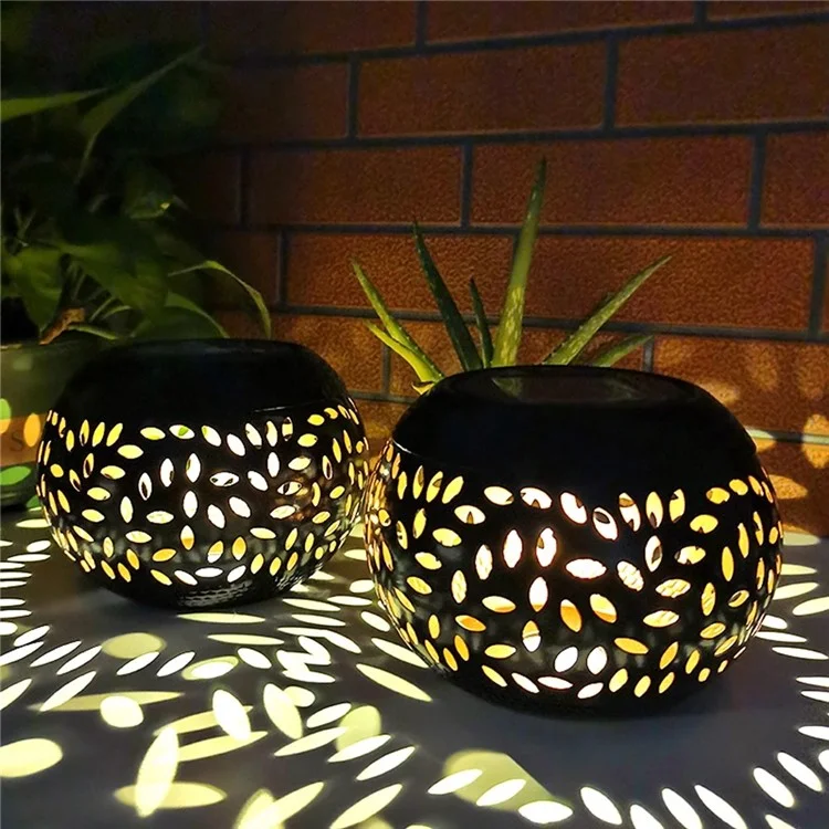 Hollow Out Retro Metal Solar Lantern Waterproof Outdoor Garden Patio Decor - Black