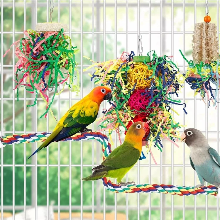 4pcs / Set Parrot Toy Pet Bird Tirando de Rayas de Papel Mordaz