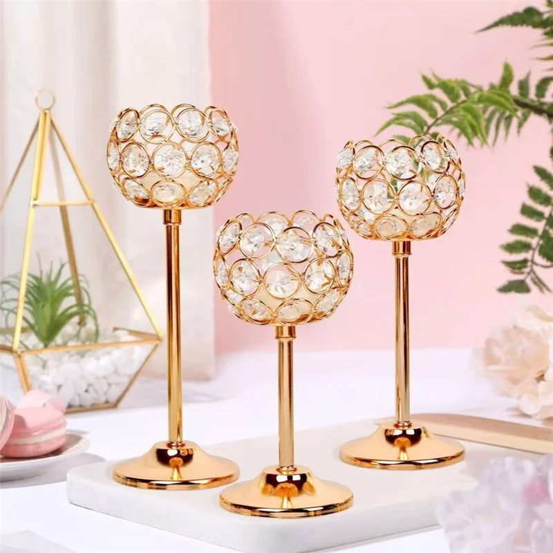 Small Size European Mini Crystal Candlestick Creative Metal Ornament Table Decoration for Candlelight Dinner