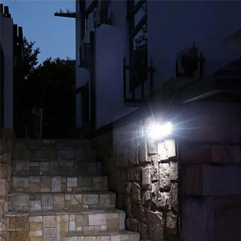 Lampada LED Solare Impermeabile YD-21A, Luce Esterna con Sensore di Movimento, da Appendere per Giardino e Cortile