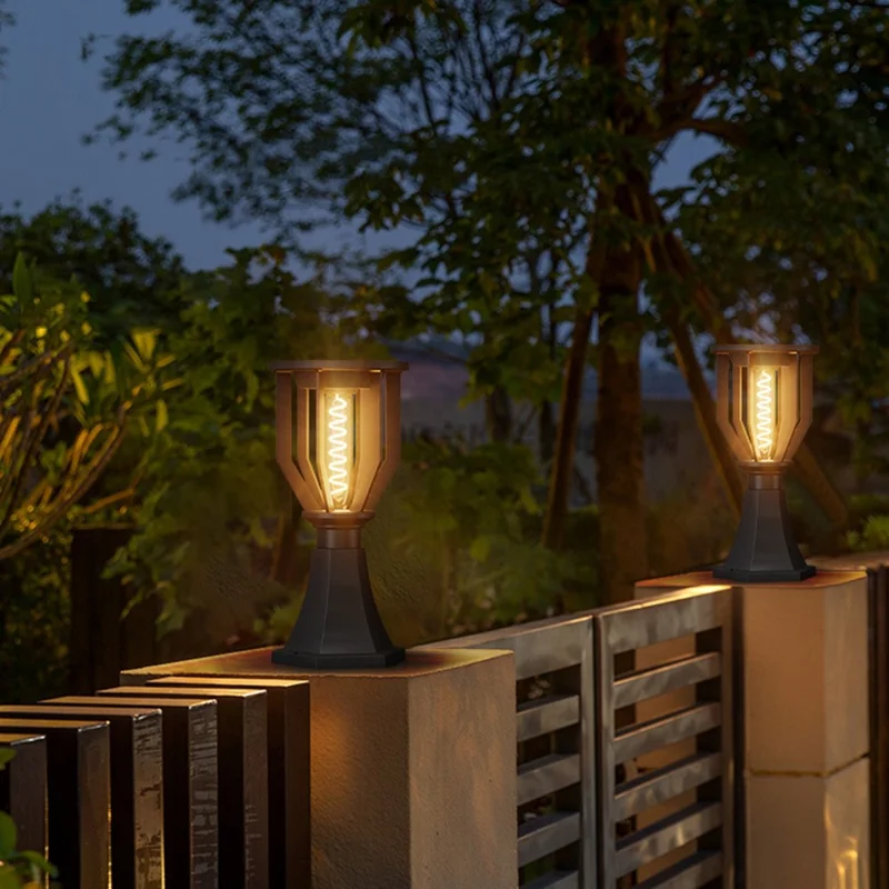 Lampe solaire pour chapeau de poteau avec base en forme de trophée, lampe étanche pour clôture, portail, pilier extérieur