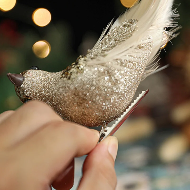 Store kunstige fugleklip til juletræsdekoration med glitrende fjer - Guld