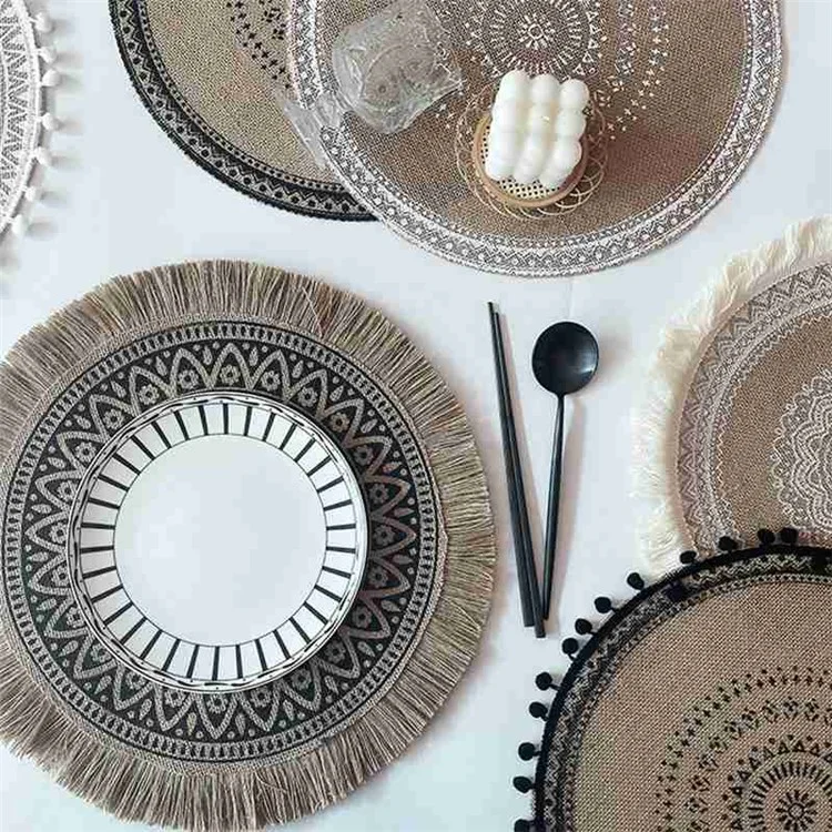 01579 Tassels Effect Heat Resistant Round Cotton Placemat - Style A/White