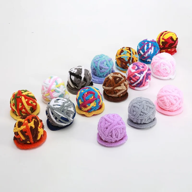 Cat Toy Ball Woolen Yarn Dog Active Rolling Ball Cat Chew Interactive Toy with Bell - Pink+White