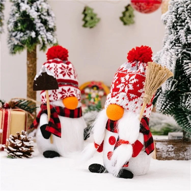 Christmas Faceless Gnome Doll Knitted Hat with Fuzzy Ball Penguin Figurine Xmas Decoration - Male