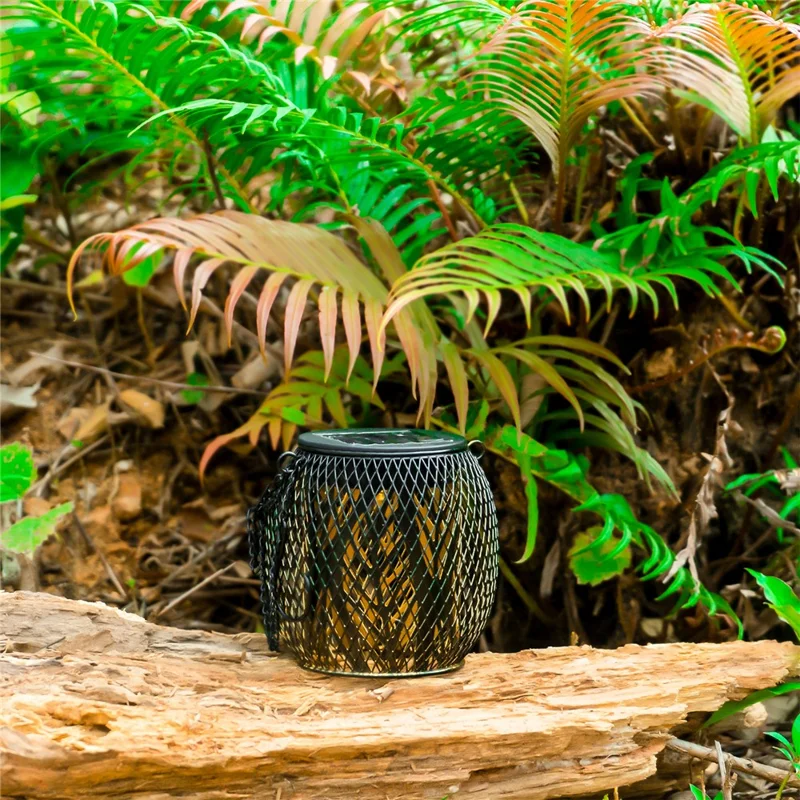 TY-HD01 2PCS Garden Solar LED Lights Hollow-Out Lamps Hanging Projection Iron Lights - Leaf