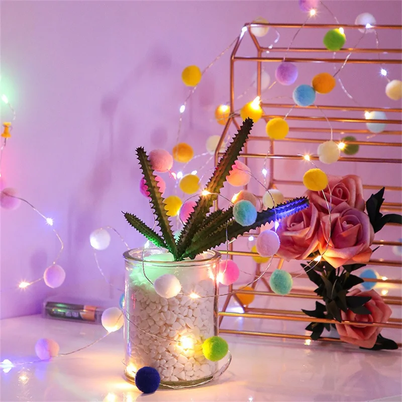 2m 20 LED Cotton Ball String Light Fairy Lights Battery Powered Festival Party Decor - White Light / Mixed Color