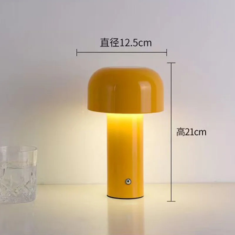 Lampada da tavolo a fungo LED wireless Luce notturna ambiente ricaricabile per camera da letto / bar / ristorante - Giallo
