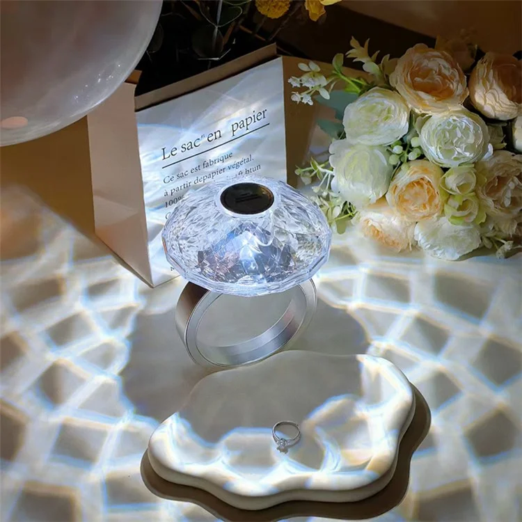 Lampe d'ambiance décorative en forme d'anneau de projection, cadeau pour la Saint-Valentin