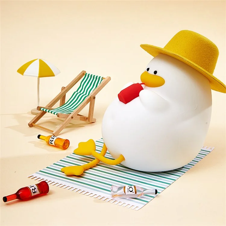 XR-MM-L2206 Color-changing Duck Shaped LED Night Light Timer Function Cute Silicone Children Sleeping Night Lamp - With Hat