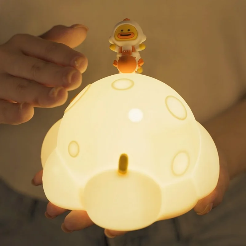 ICARER FAMILY Planet Night Light 3 Brightness Levels Timer Silicone Squeeze Lamp for Bedroom  /  Nursery