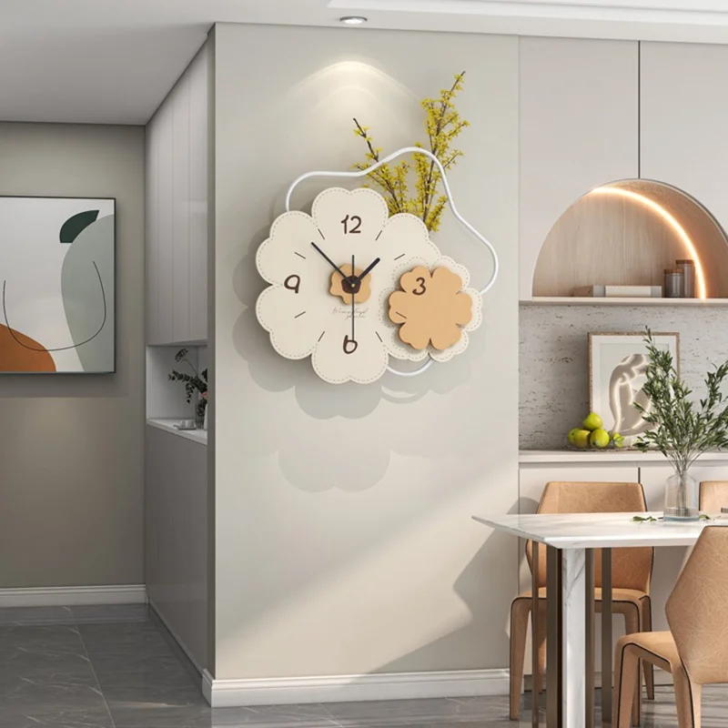 Horloge murale JT23206 moderne en bois et métal avec design floral, silencieuse, pour salon et chambre à coucher