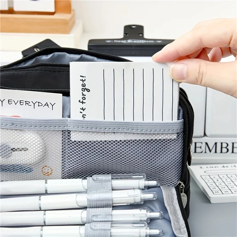 Grande Trousse à Crayons en Polyester Capacité Importante Organisateur de Papeterie à Double Couche 3 Compartiments Sac de Maquillage avec Fermeture Éclair en Métal - Noir