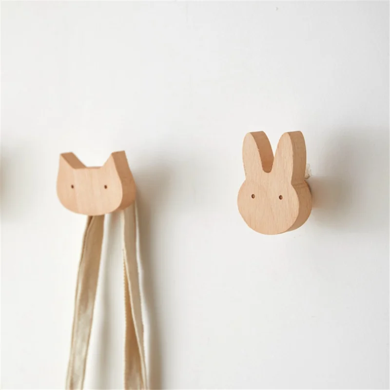 KTGJ001 Cute Animal Shaped Hook Wall Hanging Coat Rack Home Decoration Solid Wood Hanger - Giraffe