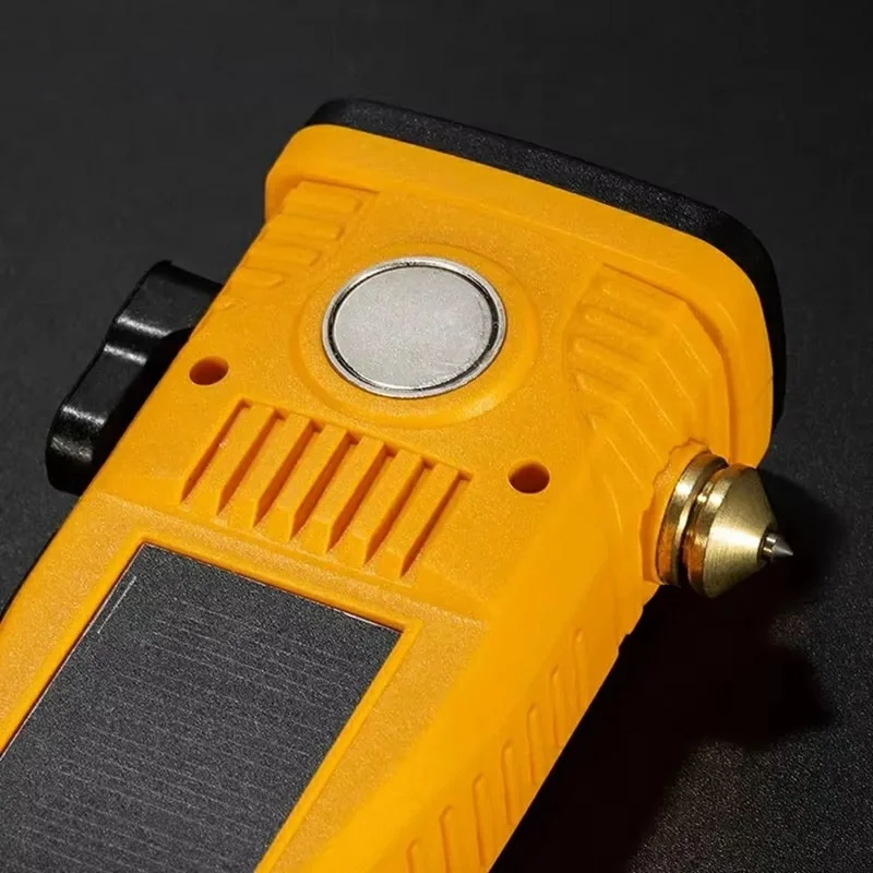 W5216 Clip Hook multifunctionele werklicht auto noodlamp met sterke magneet / ruitbreker / veiligheidshamer - Geel