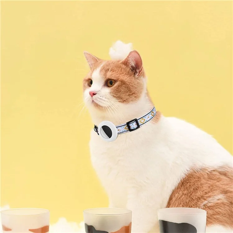 Waterproof Silicone Case for AirTag Adjustable Pet Collar GPS Cat Collar with Tassel / Film - White