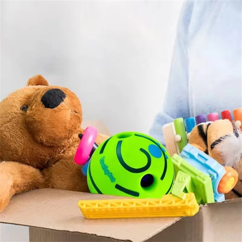 8,8 cm interaktiver Hunde-Ball-Spielzeug ohne Batterie, kichernder Sound, Haustier-Spielzeug für Indoor- und Outdoor-Spiel