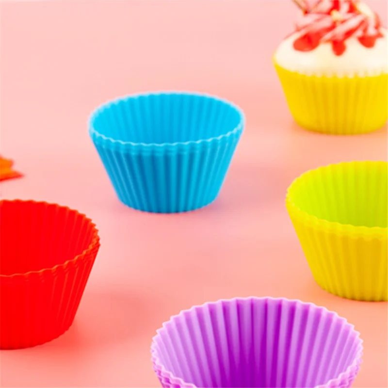 10Pcs 7cm Silicone Small Cake Cup Tart Muffin Cupcake Mold Kitchen Baking Molds (BPA-Free, No FDA Certificate) - Random Color