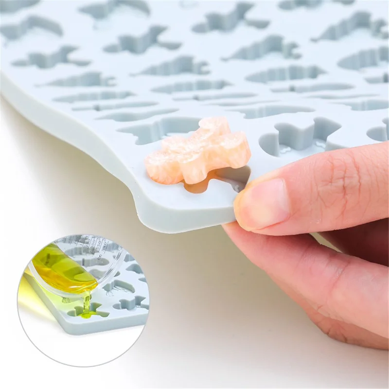 72 Grids Christmas Snowman Gingerbread Man Silicone Cake Mold DIY Candy Chocolate Biscuit Baking Tool (No FDA Certificate) - Blue