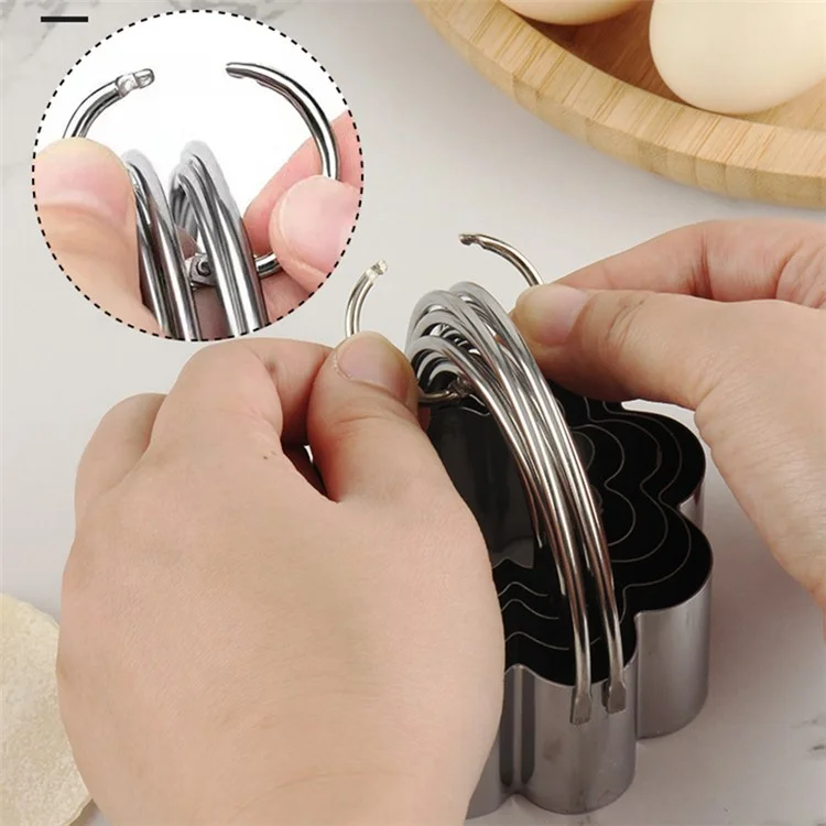 5Pcs / Set Stainless Steel Cookie Cutters with Handle Mousse Cake Baking Mold (BPA Free, No FDA) - Gingerbread Man