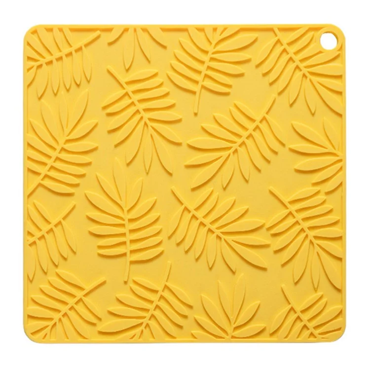 17*17cm Leaf Design Silicone Bowl Dish Heat Insulation Pad Dining Table Placemat - Lemon Yellow