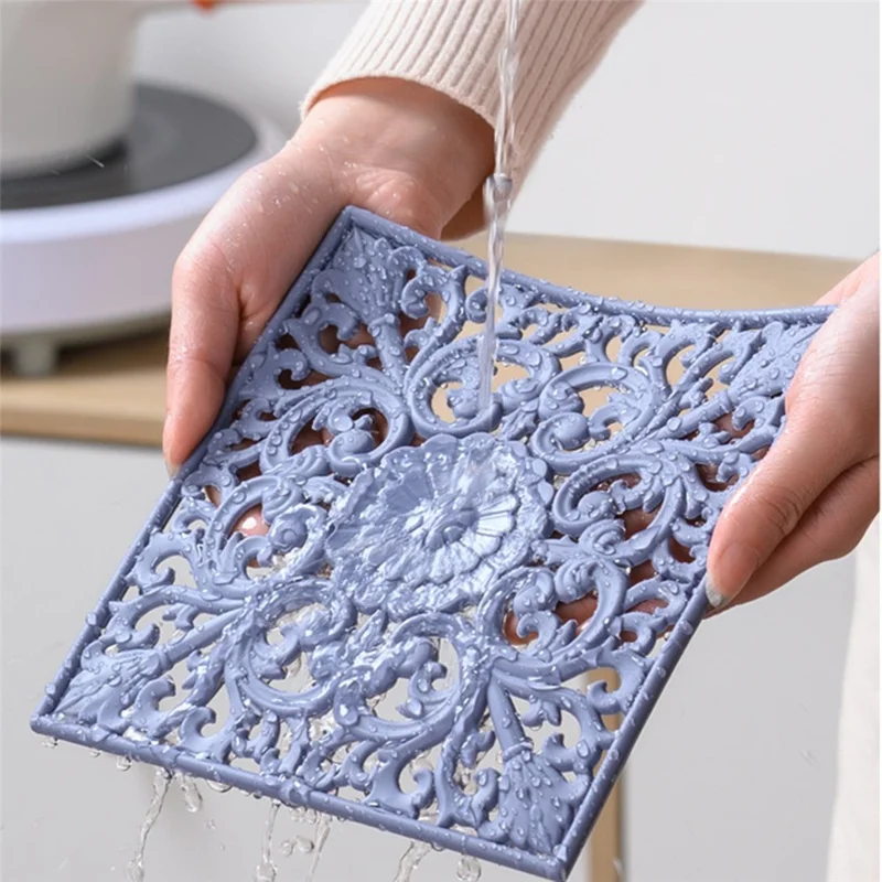 3Pcs / Set 18x18cm Scald Preventing Pot Holder Silicone Pad Hollow Flower Heat Insulation Square Mat - Blue