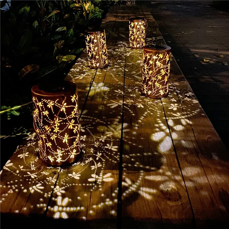 Lámpara solar de libélula con diseño hueco, metal para exteriores, decoración de jardín, tamaño S
