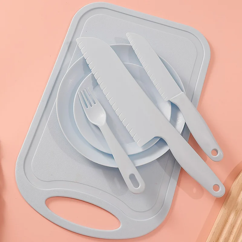 6Pcs / Set Children Chef Knife Cutting Board Plastic Plate Kitchen Utensils Set (BPA Free, No FDA) - Blue