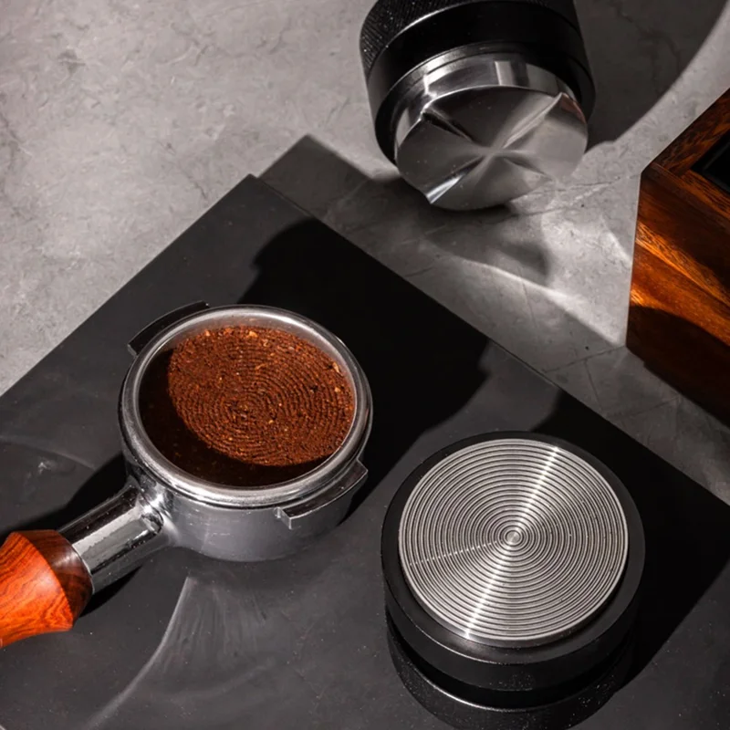 Calcador de Café com Rosca Autoajustável, Calibrado por Gravidade, Distribuidor de Espresso em Aço Inoxidável 304 (Sem BPA, Sem FDA) - 51mm