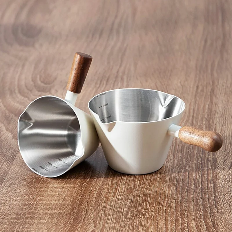 Tasse à expresso en acier inoxydable avec manche en noyer, 100 ml, avec bec verseur et échelle pour barista - Noir