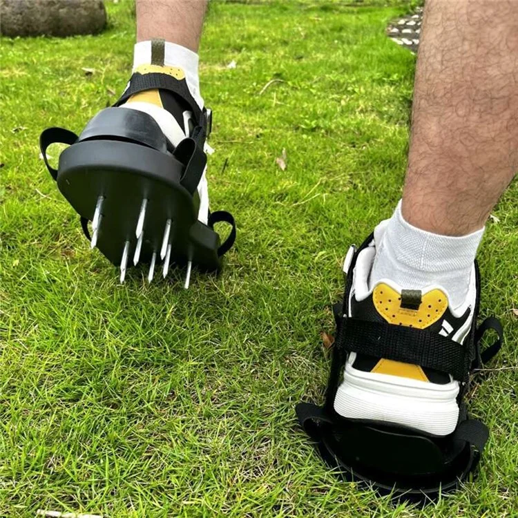 1 Paio di Scarpe a Aeratore Per Aeratore di Pratori Cinghie Regolabili da Giardino Per Allentarsi il Terreno - Nero